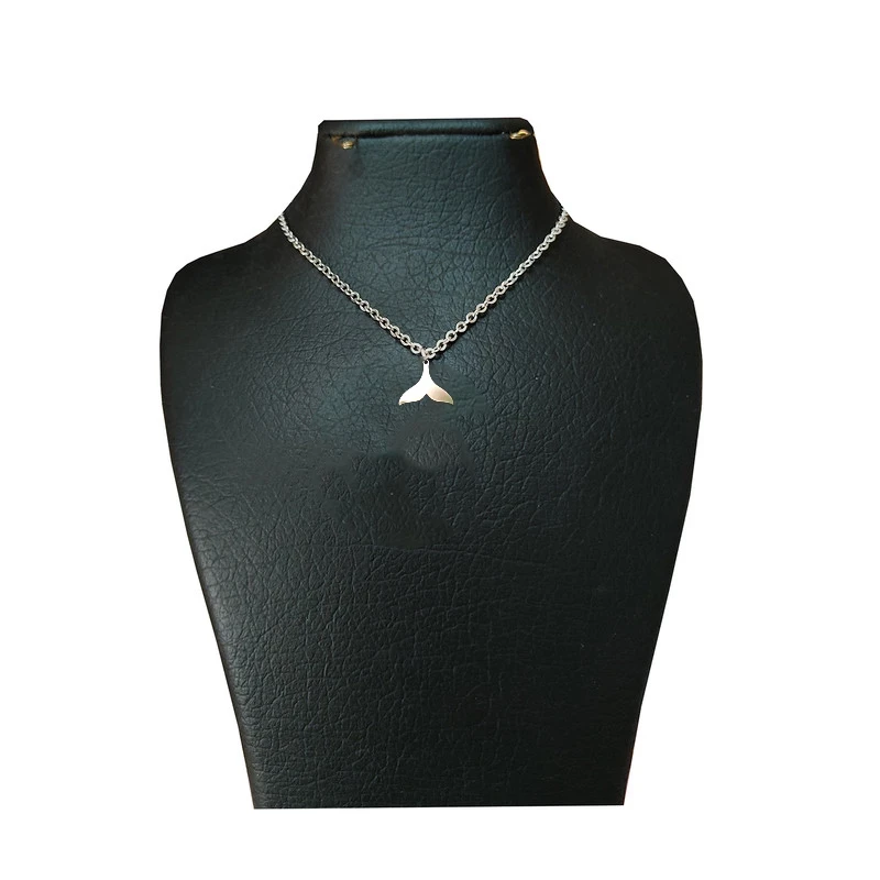 گردنبند استیل طرح دم وال